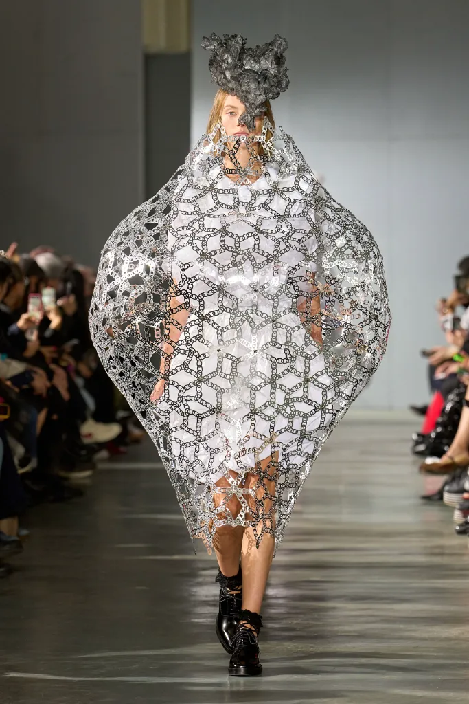 Noir Kei Ninomiya 26SS030